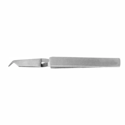 Reverse action buccal tube tweeze