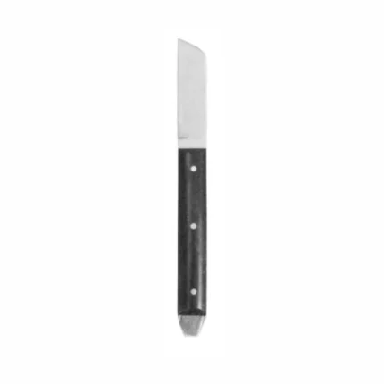 Plaster knives with wooden handle
